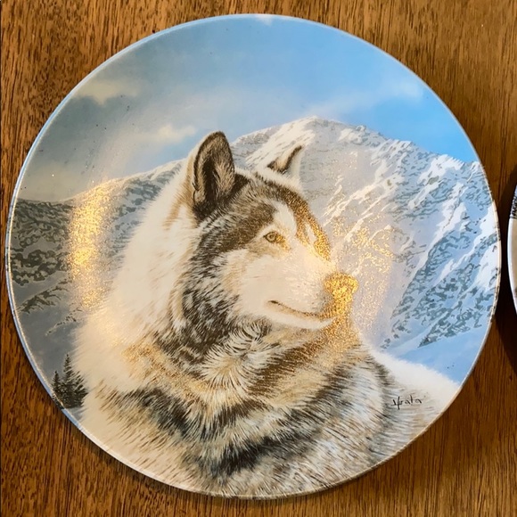 2 1992 Wild Spirits plate series wolves - Picture 2 of 5